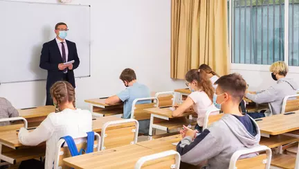 Discuția unui părinte de elev cu COVID-19 cu reprezentanții DSP