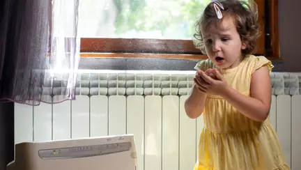 Medicul Mihai Craiu: "Nu mai administrați "coktailuri" de siropuri antitusive și antihistaminice copiilor cu răceli banale"