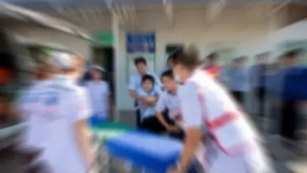 O fată de 11 ani a murit lângă școală după ce a ieșit de la ora de sport