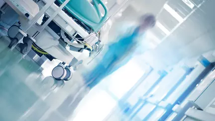 O gravidă a ajuns la spital după ce a auzit "o pocnitură" în cap. Ce s-a întâmplat cu femeia