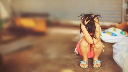 O fată dată dispărută acum doi ani a fost găsită în viață în subsolul unei case