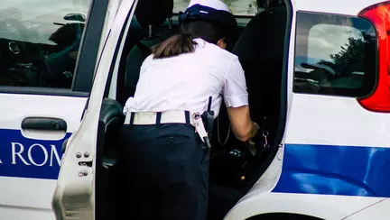 Doi părinți, acuzați că și-au traumatizat copilul după ce acesta le-a mărturisit că este homosexual