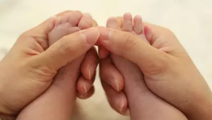 Siguranța bebelușului este pe primul loc. Iată câteva instrumente care îți fac viața mai ușoară