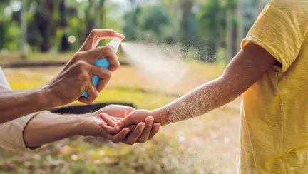 Luptă eficient împotriva insectelor cu gama RepelX