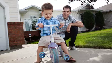 Triciclete pentru gemeni cu control parental – Un mare ajutor pentru părinți!