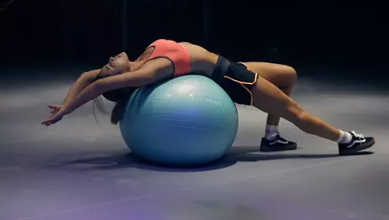 Sfaturi despre cum să-ți menții și îmbunătățești postura corporală