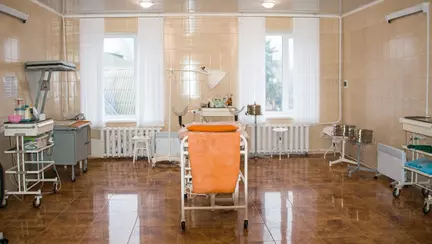 O gravidă a fost lăsată să aștepte într-un spital din Buftea ore în șir până când fătul i-a murit în pântec