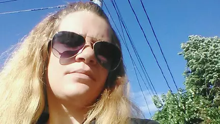 Mama gemenilor din Ploiești care au căzut de la etajul 10, condamnată la trei ani de închisoare cu suspendare