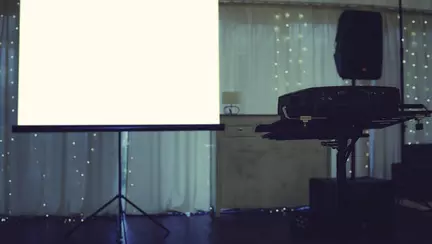 Creează un cinema magic: Cum să planifici noaptea perfectă de cinema în familie, chiar la domiciliu?