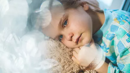 Cum îți ajuți copilul să treacă peste răceală în 5 pași simpli