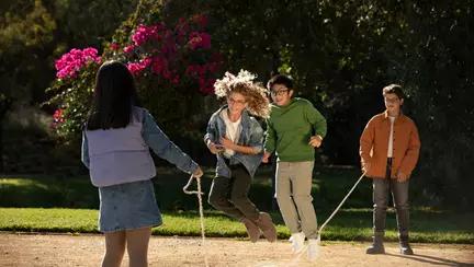 Miopia – o afecțiune a vederii copilului ce poate fi gestionată simplu, ușor, minim invaziv