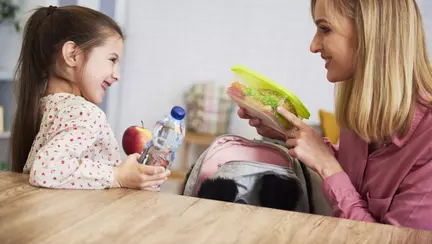 Idei de gustări pentru pachețelul de la școală