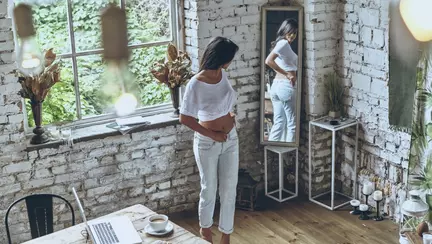 5 sfaturi despre cum să alegi cei mai buni blugi mom pentru tipul tău de corp