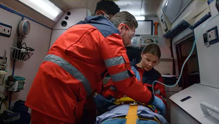 O fetiță "sănătoasă și normală" care s-a dus la culcare într-o seară a fost găsită fără suflare a doua zi