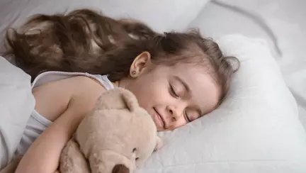 Rolul somnului în dezvoltarea armonioasă a copiilor: 3 sfaturi pentru părinți