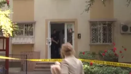 Crima din Berceni. Ce a găsit nepotul proprietarului în apartament înainte de descoperirea cadavrului fetei de 12 ani