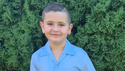 Un băiat ajuns în stare gravă la spital după ce s-a înecat cu mâncare la școală va fi deconectat de la aparate