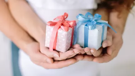 Idei de cadouri pentru nou-născuți