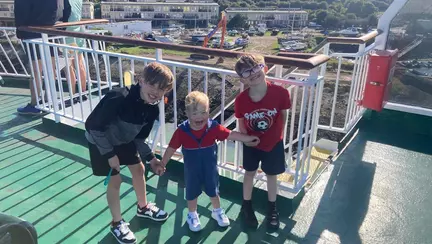 Drama unei familii care a aflat că erupția de pe piele copilului lor era, de fapt, o formațiune canceroasă