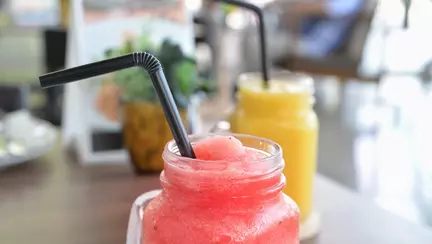 Un băiețel era să își piardă viața după ce a băut un suc din fructe. „Am fost șocați. Mai consumase așa ceva de atâtea ori!"