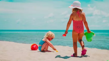 Mihai Craiu, despre pericolele celei mai contagioase dintre bolile vacanței de vară. "Apare la copiii mici!"