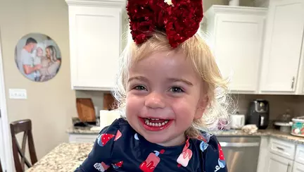 Cum a aflat o femeie prin intermediul unei postări pe TikTok că fiica ei suferă de o afecțiune genetică rară