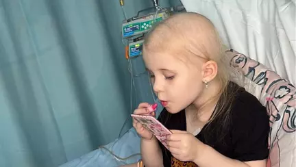 Cum a descoperit o femeie că fetița ei are cancer. "Am știut atunci că este foarte rău!"