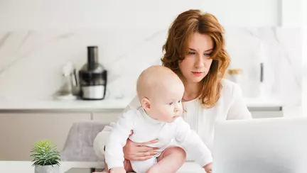 Credite online rapide, o soluție utilă pentru necesarul și creșterea bebelușului