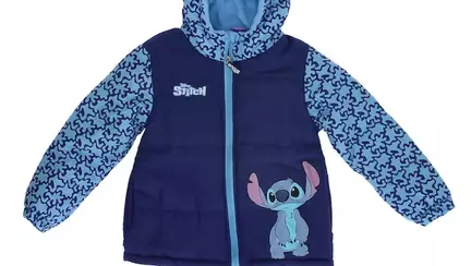 Cum alegi haine de iarnă potrivite pentru copilul tău