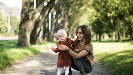 Ce trebuie să conțină geanta maternitate pentru o zi la plimbare cu bebelușul