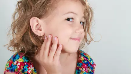 Tradiții și obiceiuri: ce bijuterii sunt potrivite pentru copii