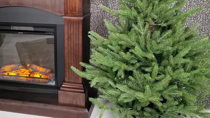 Merită să investiți într-un brad de Crăciun artificial!