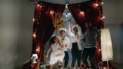 Teatrul aduce lecțiile la viață