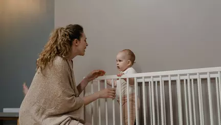 Ritualul de seară: cum pregătești camera bebelușului pentru un somn lung și liniștit