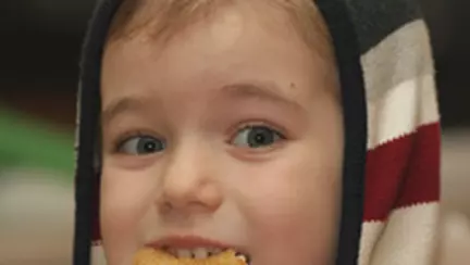 La mama acasa sau la fast food?