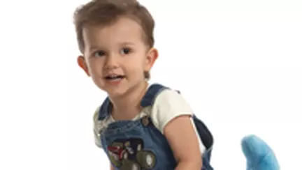 Doarme singur in patut