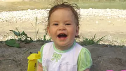 Cu sutienele la vedere