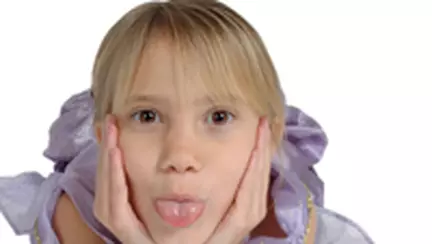 Arati ca o vrajitoare!