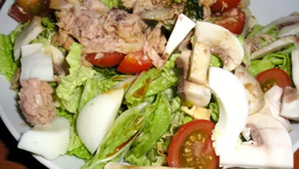 Salata cu ciuperci si ton