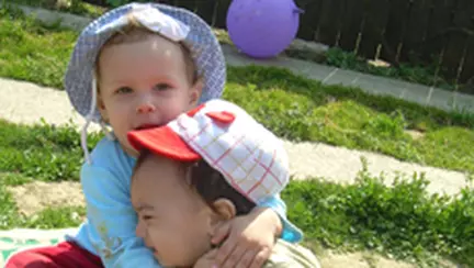 Am doi ani si ma imbrac singurica!