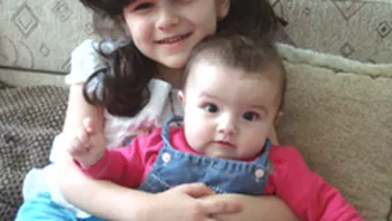 Vreau sa ma joc cu...olita