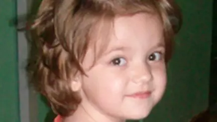 Iris Elena, floarea ochilor nostri