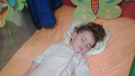 L-am invatat sa doarma singur