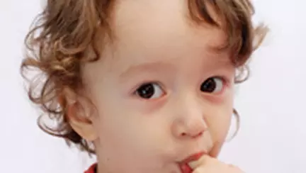 Mami, se sfarseste vacanta!