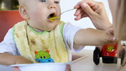 Sfaturi pentru alimentatia sanatoasa a copilului mic
