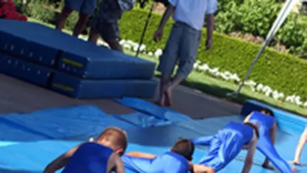 Gimnastica pentru copii