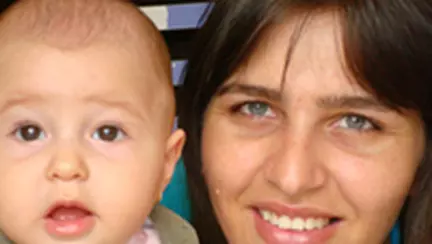 Ne-au aparut dintisorii