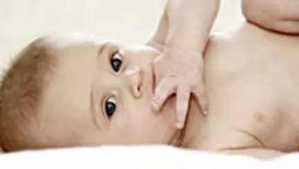 Cum sa ingrijesti pielea fina a bebelusului