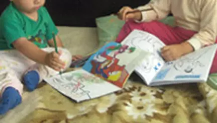 Am facut trei copii sa zambeasca