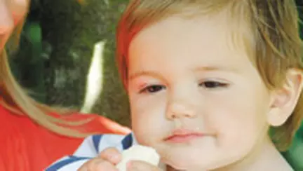 Bebelusul si hrana solida